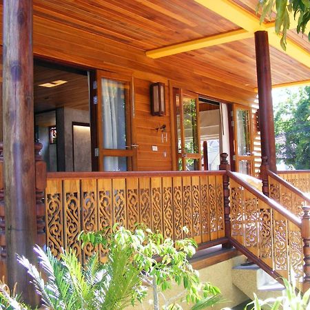 Baan Banyan Villa, Wood House Short Walk To Mae Nam Beach Esterno foto
