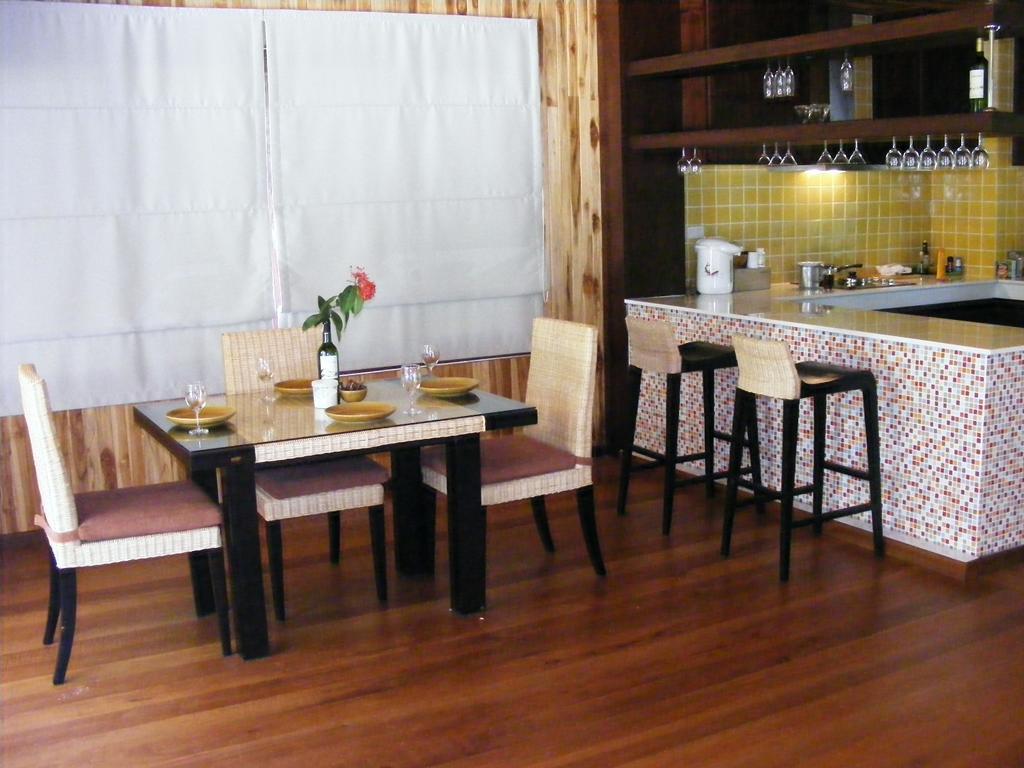 Baan Banyan Villa, Wood House Short Walk To Mae Nam Beach Esterno foto